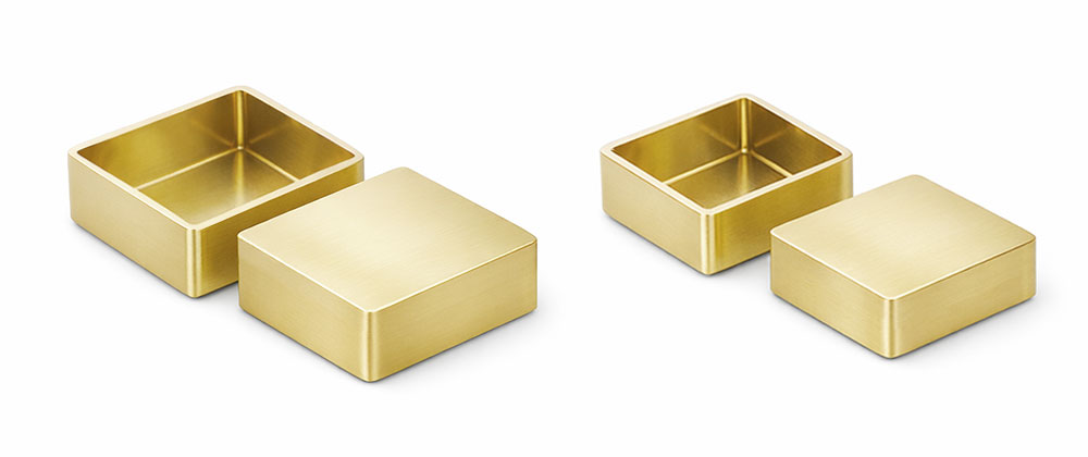 Boîte carrée en laiton massif verni 